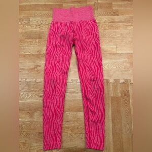 Pchee Bum Pink Zebra Seamless Scrunch Leggings Sz S